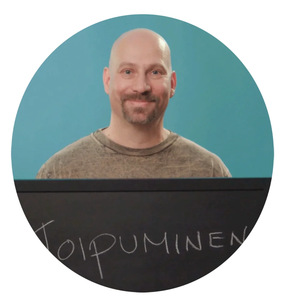 Man smilling on a professional picture